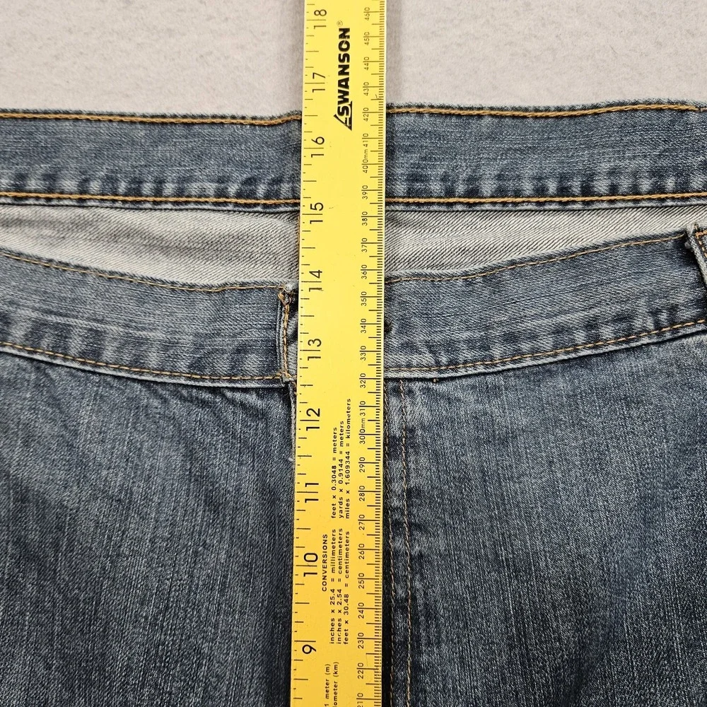 Levis 559 Relaxed Straight Jeans Mens 50x31 Blue Medium Wash Trucker Damaged
